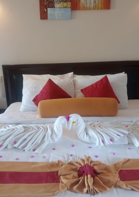 Laya Beach Accommodation